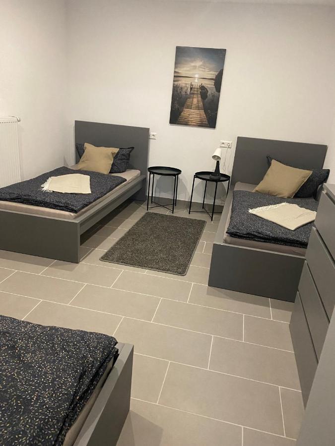 Tiger Apartment 2 ซินส์ไฮม์ ภายนอก รูปภาพ