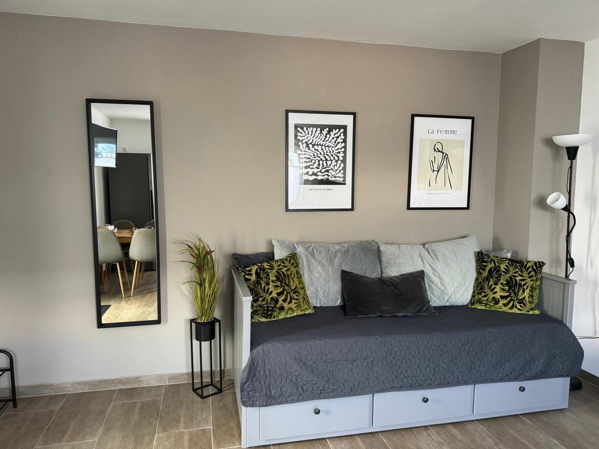 Tiger Apartment 2 ซินส์ไฮม์ ภายนอก รูปภาพ